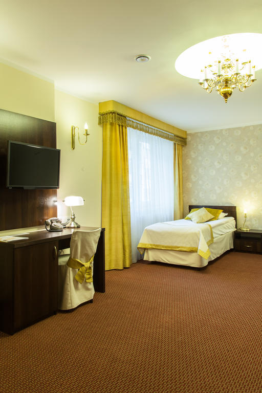 Hotel Ostrawa Wodzisław Śląski Buitenkant foto